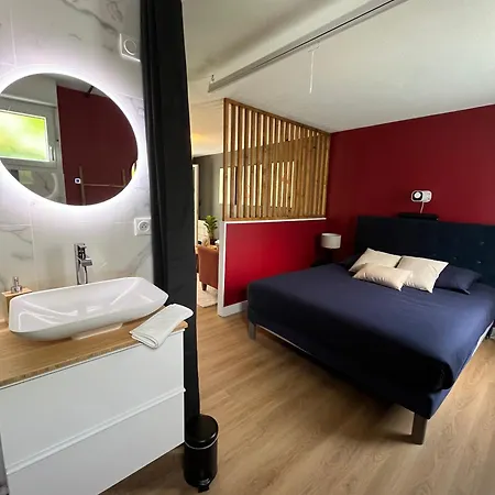 Apartman Rohmer Videoprojecteur Et Cocon Intimiste *
