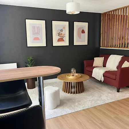 Rohmer Videoprojecteur Et Cocon Intimiste Lejlighed *